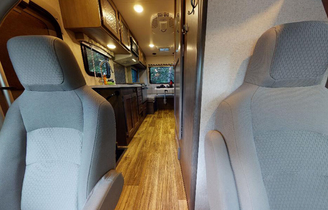 Class C Motorhome-Small (C-Small), , hi-res image number 7
